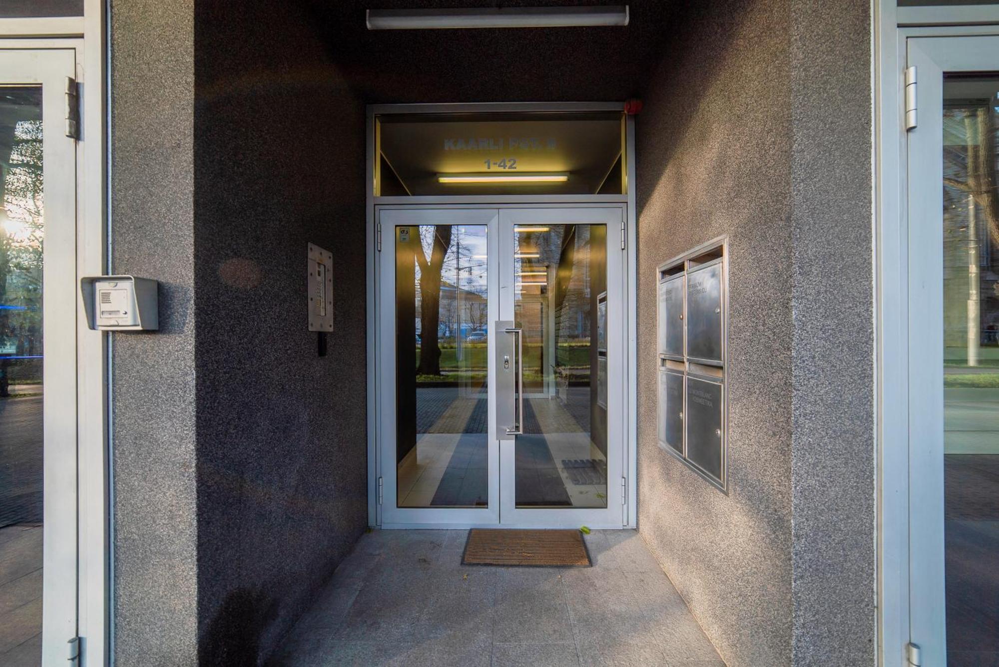 Romeo Family Kaarli Apartment Tallinn Exterior photo